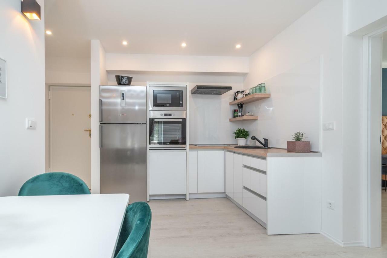 Apartment Aron Трогір Екстер'єр фото