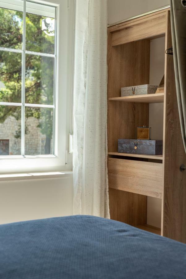 Apartment Aron Трогір Екстер'єр фото